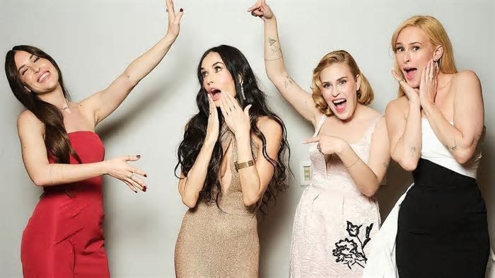 Demi Moore agradece filhas pelo apoio no Oscar: 