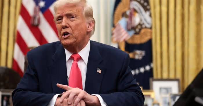 Trump eleva de 25% para 50% tarifa sobre aço e alumínio do Canadá a partir da quarta-feira