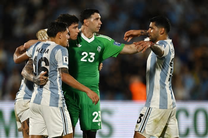 Empate entre Bolívia e Uruguai confirma Argentina como 7ª seleção classificada para a Copa 2026