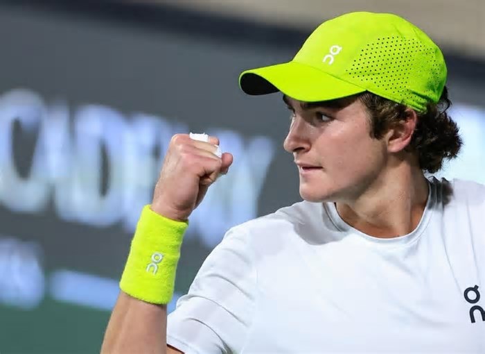 João Fonseca iguala marca de dois grandes nomes do tênis sul-americano com título em Phoenix