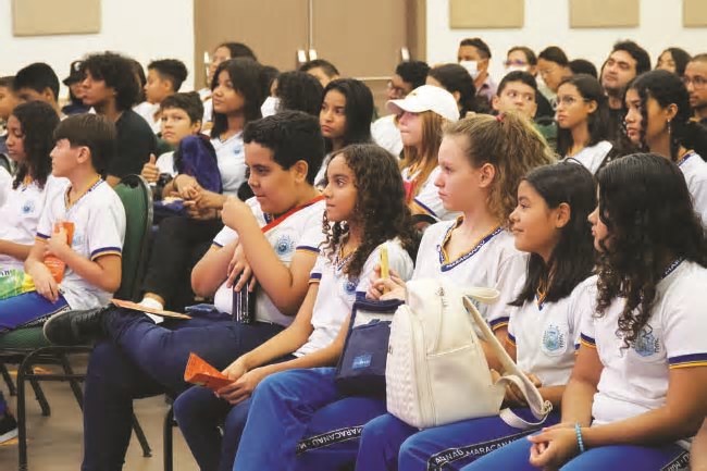 Escolas podem agendar visitas para participar da XV Bienal Internacional do Livro no Ceará
