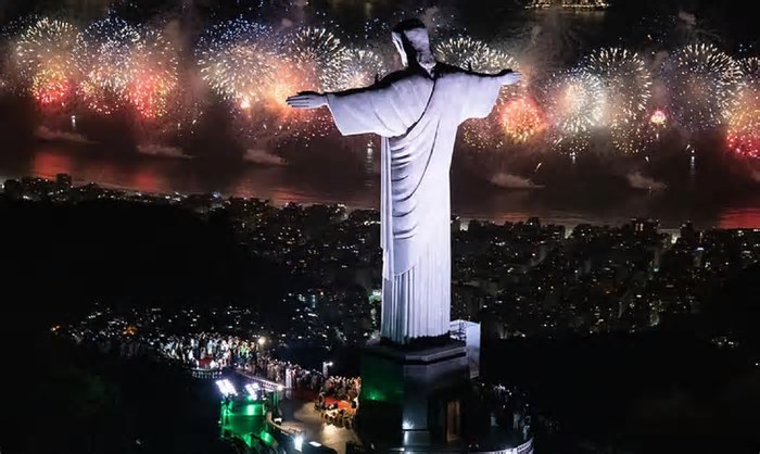 Cristo Redentor é o destino brasileiro mais procurado por estrangeiros em sites de busca