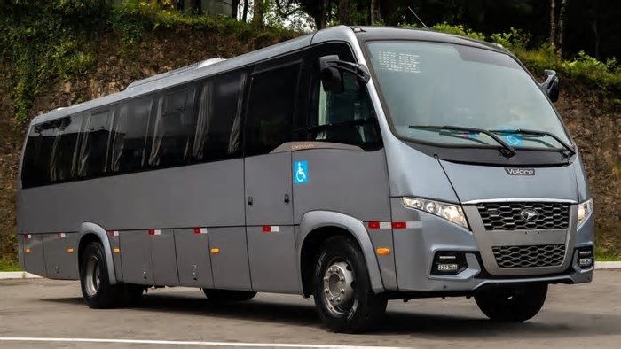 Micro-ônibus de luxo: Volare relança modelo Limousine