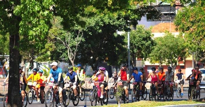 Pedal das Chaminés reúne mais de 350 ciclistas para homenagear Porto Alegre