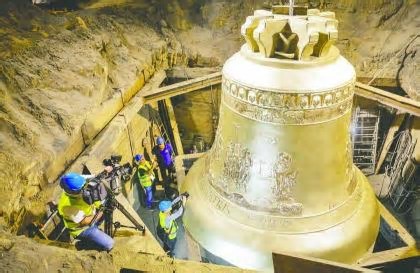 Da Polônia para o Brasil: sino gigante de 55 toneladas percorrerá mais de 10 mil km até a Basílica de Trindade