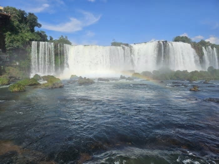 Além de brasileiros, estrangeiros impulsionam buscas por viagens no Brasil, segundo a Booking.com