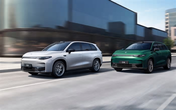 Marca de carros elétricos da Stellantis confirma 34 concessionárias no Brasil