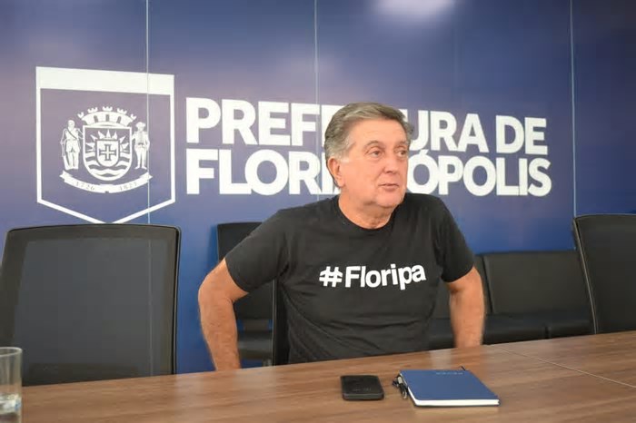 Topázio Neto avalia o Carnaval de Florianópolis e explica o ‘fechamento’ do Centro Leste