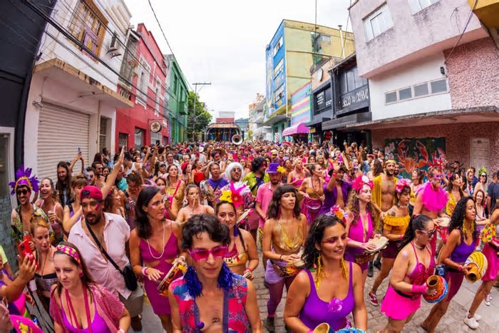 Casos de importunação sexual despencam mais de 70% no Carnaval 2025, em SC