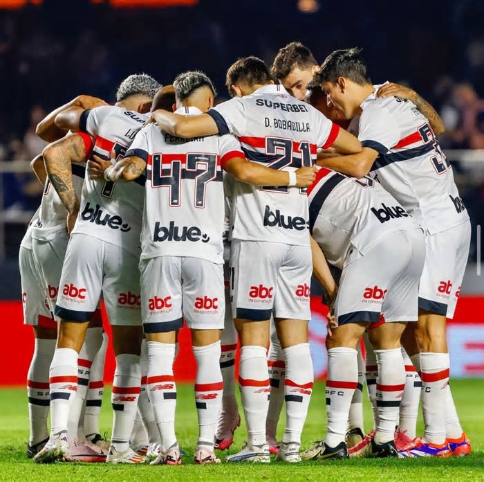 Renovação com a Superbet, declaração de Zubeldía e previsão de Felippe Facincani: as últimas notícias do São Paulo