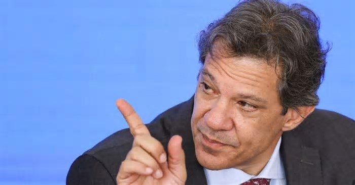 Haddad: Extrema direita tem um domínio das redes sociais muito superior ao nosso