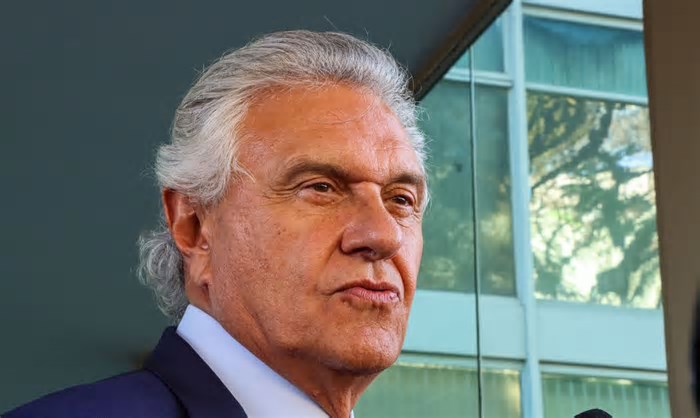 Caiado lança pré-candidatura ao Planalto com partido dividido e bolsonarismo desconfiado