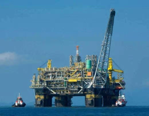 Petrobras confirma descoberta de petróleo no pré-sal da Bacia de Campos