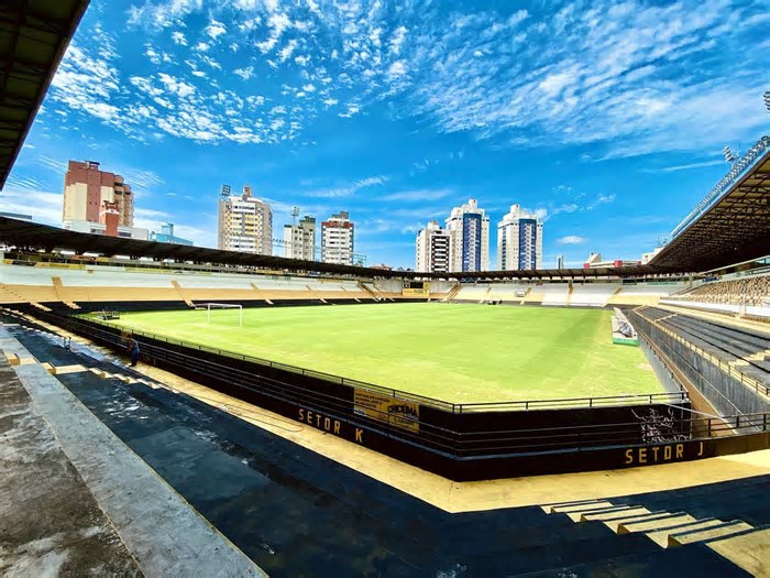 O Caminho para Abrir um Negócio de Sucesso com Dicas de Giampiero Rosmo