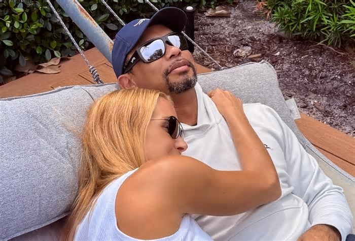 Jogador Tiger Woods assume namoro com Vanessa Trump após rumores
