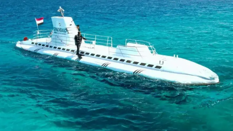 Submarino turístico naufraga no Mar Vermelho e deixa seis mortos; o que se sabe