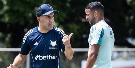 Técnico do Cruzeiro fala sobre elenco: 'Queremos crescer como equipe'