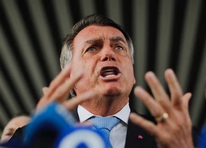 Esquerda usa ‘Bolsonaro réu’ e aniversário do golpe e descola de governo em atos contra anistia e 1964