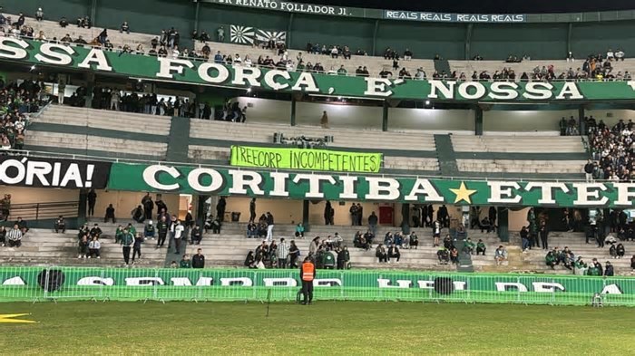 Desde que virou SAF, Coritiba acumula decepções, eliminações e resultados negativos