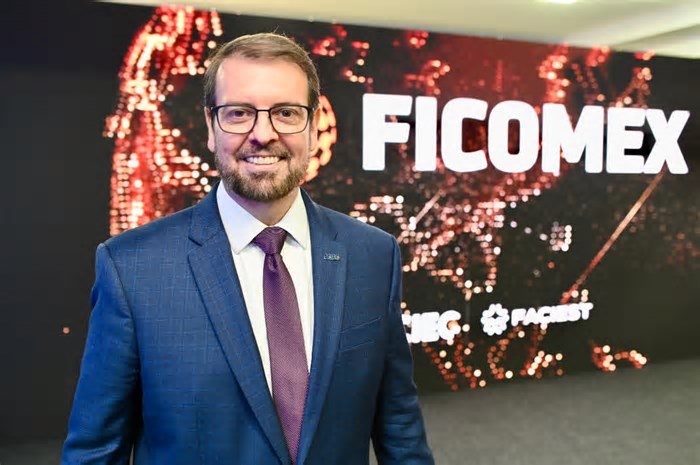 FICOMEX 2025: Feira que movimentou meio bilhão em 2024 promete conectar negócios brasileiros ao mundo