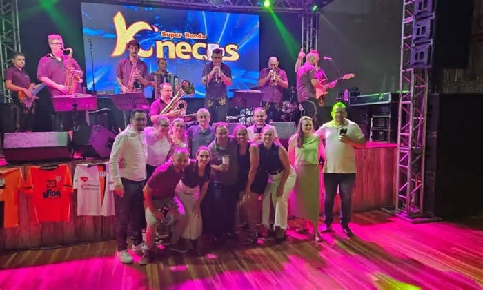 Sucesso no jantar baile dos 20 anos do Gunners em Dois Irmãos
