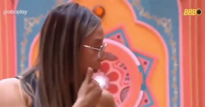 Internautas acusam produção de BBB 25 de ter avisado Renata sobre Big Fone