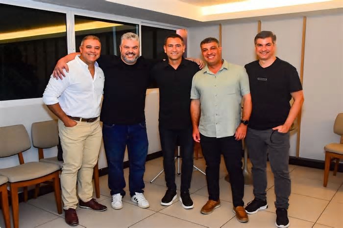 Grupo Pagunça comemora 30 anos de samba e pagode em show no Parador