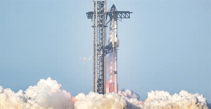 SpaceX’s latest Starship explosion lights up the sky over the Caribbean again