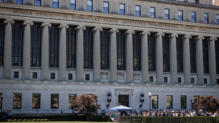 EUA cancelam US$ 400 milhões em subsídios para a Universidade de Columbia