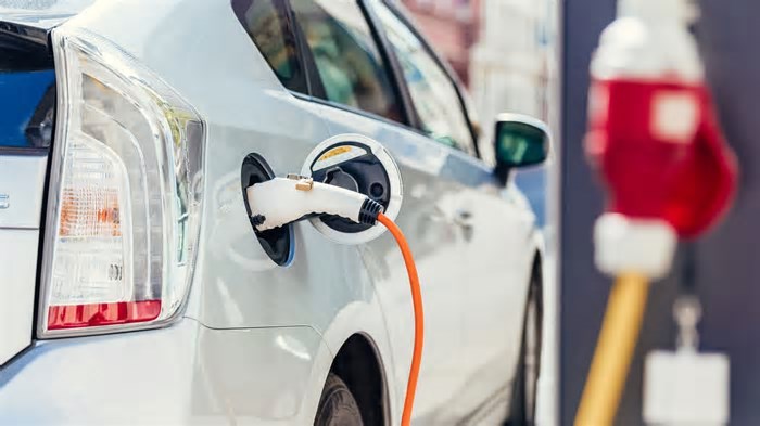 Carro elétrico pode pegar no tranco? Entenda
