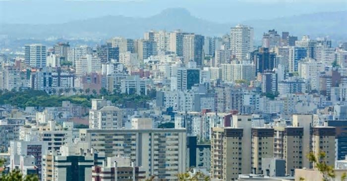 Porto Alegre tem segunda maior prévia da inflação em março, mostra IBGE