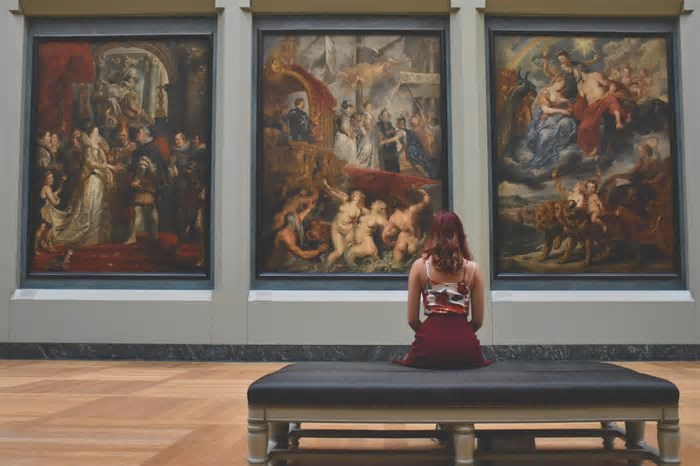 Médicos suíços prescrevem visitas a museus e galerias de arte para combater problemas de saúde mental