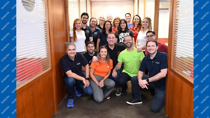 Companhias aéreas capacitam 90 agentes de viagens na sede da Ancoradouro; fotos