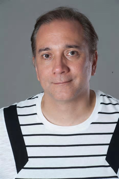 Bruno Gouveia chega a BH para falar sobre autobiografia e 40 anos do Biquini Cavadão