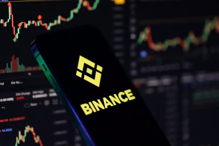 Família Trump negocia participação em criptoempresa Binance, diz WSJ
