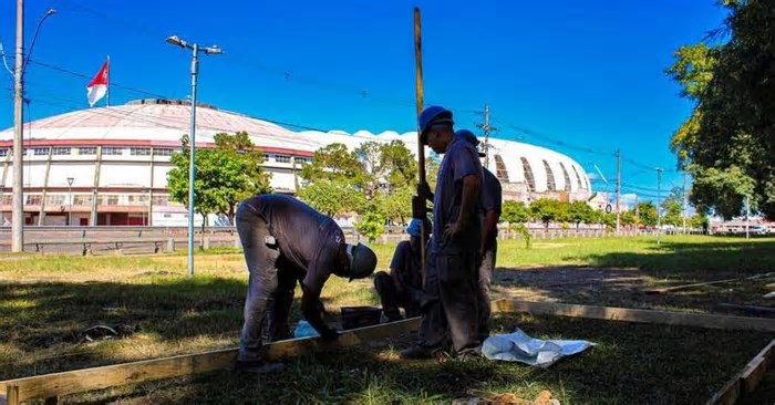 Prefeitura e Inter instalam novas churrasqueiras e banheiros no Parque Marinha em Porto Alegre