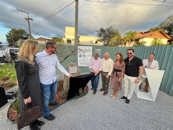 Lançamento de pedra fundamental marca início da construção da nova sede da Secretaria de Turismo e Gramadotur