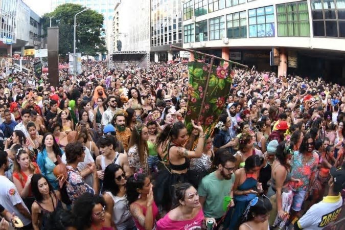 Fiquem atentos, foliões! Bandidos podem estar de olho nos seus cartões