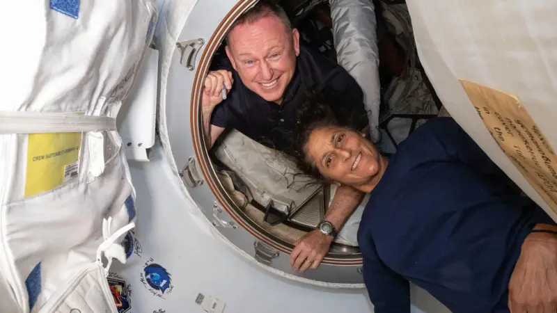 Quem são Suni Williams e Butch Wilmore, astronautas que se preparam para voltar à Terra depois de 9 meses no espaço