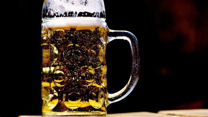 Heineken, Skol? Melhor cerveja do Brasil tem tudo para criar polêmica