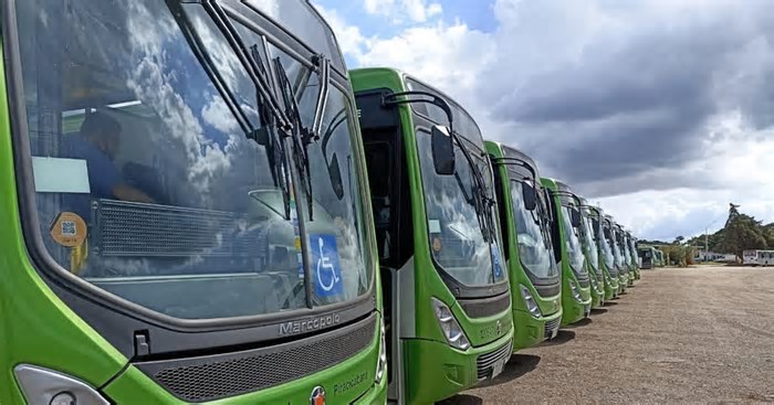 Com passagens de graça, DF registra aumento de 86% no uso de ônibus no 2º dia de Carnaval