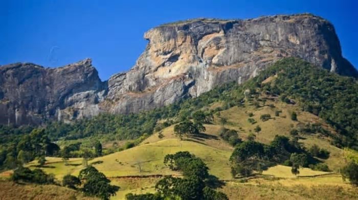 Cidade do interior de São Paulo com clima frio é perfeito para fugir do alto calor