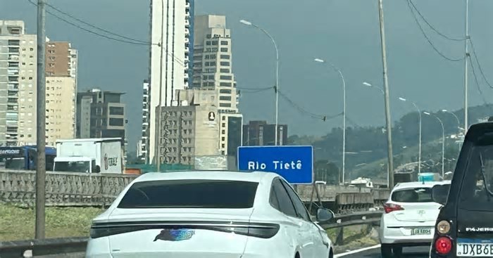 BYD Seal DMi híbrido está próximo do lançamento no Brasil