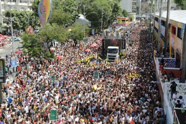 Confira as atrações do 4º dia do Carnaval de Salvador