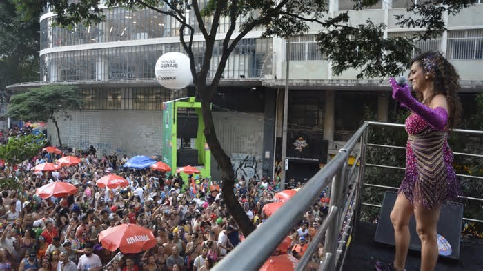 Carnaval mineiro movimenta mais de R$ 5 bilhões na economia e alcança recorde de público