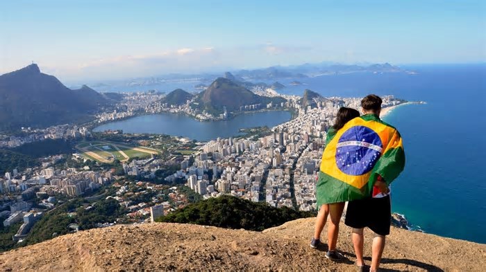 Brasil recebe quase 3 milhões de turistas estrangeiros em janeiro e fevereiro