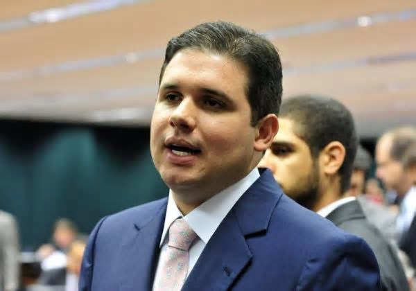 Presidente da Câmara debaterá economia com governadores e empresários em Brasília