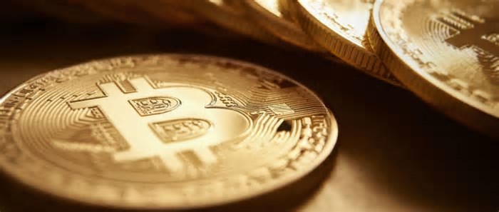 Trump Enfim Anuncia Reserva de Bitcoin, Mas Aliados Criticam Medida