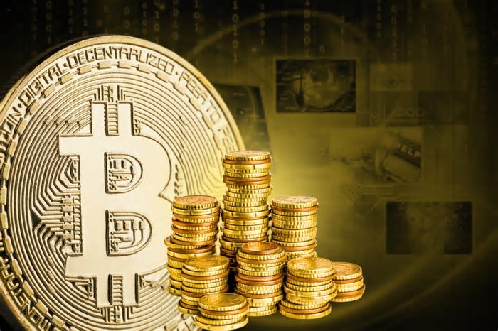 Bitcoin em alta: entenda o que a declaração de Trump sobre reservas de criptomoedas significa