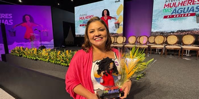 Professora amazonense conquista o Prêmio Mulheres das Águas, do Ministério da Pesca e Aquicultura